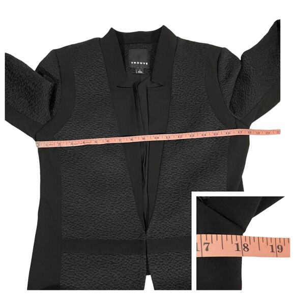 Trouve Long Sleeve Textured Open Blazer - Black - Small - Picture 3 of 7